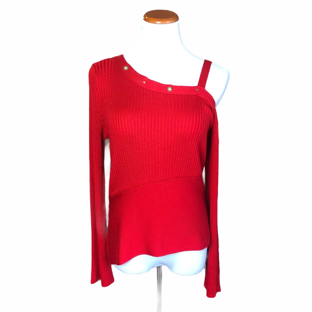 Venus Grommet Detail Asymmetrical Ribbed Sweater